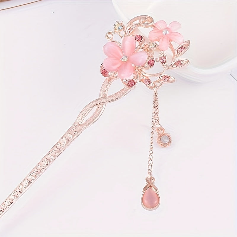 1pc Vintage Floral Hairpin - Elegant Ethnic Wedding, Party, Everyday Hair Accessory - Floral Hair Clip with Delicate Chains - for Women, Bridal, Special Events - Floral Hairpin for Updos & Voluminous Hairstyles