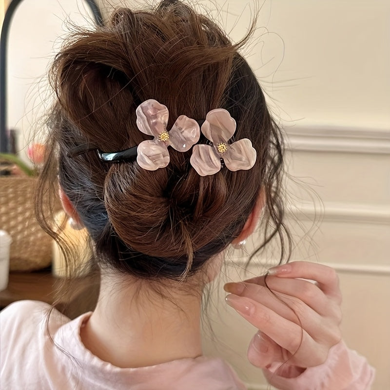 Set of 4 Elegant Flower Twist Clips, Made from Stylish Vinegar Material, Simple Hairpins for Women, Suitable for Updos at The Back of The Head, Perfect for Everyday And Casual Wear.