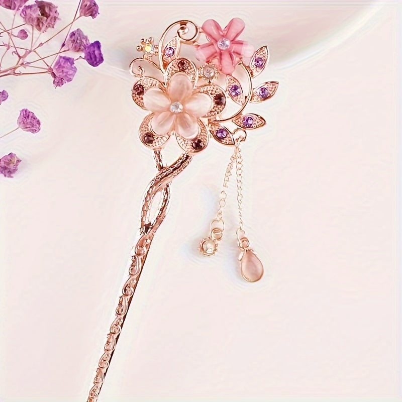 1pc Vintage Floral Hairpin - Elegant Ethnic Wedding, Party, Everyday Hair Accessory - Floral Hair Clip with Delicate Chains - for Women, Bridal, Special Events - Floral Hairpin for Updos & Voluminous Hairstyles