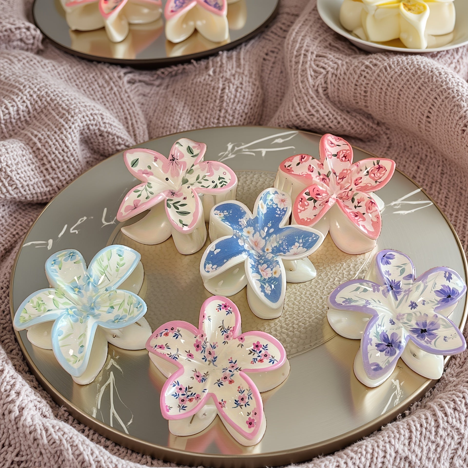 6pcs, Fresh Sweet Flower Hair Clips, Creative Printed Egg Flower Claw Clips, Fashionable Bauhinia Hair Accessories, Dopamine Elegant Shark Clips, Suitable for Women, s' Updo Clips, Perfect for Daily Styling, Parties, Travel