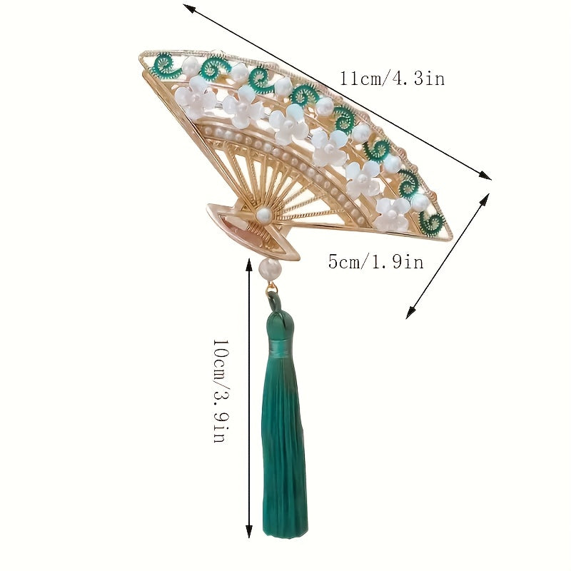 Elegant Green Antique Tassel Fan Hairpin with Large Shark Design - Intricate Floral Motif, Durable Metal Craftsmanship for Hanfu & Traditional Costume Accessory, Cultural Fashion Piece, Elegant Hair Accessory | Traditional Costume Accessory | Detailed