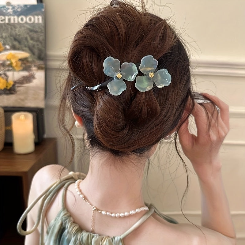 Set of 4 Elegant Flower Twist Clips, Made from Stylish Vinegar Material, Simple Hairpins for Women, Suitable for Updos at The Back of The Head, Perfect for Everyday And Casual Wear.