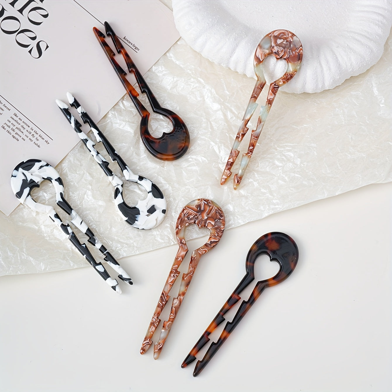 6pcs Elegant Resin Heart-Shaped Hairpins with Floral Design - Perfect for Women'S Updos and Daily Use, Stylish Black and White Patterns, Ideal for Birthdays and Special Occasions, Stylish Hair Accessories | Floral Pattern Hairpins | Durable Hairpin